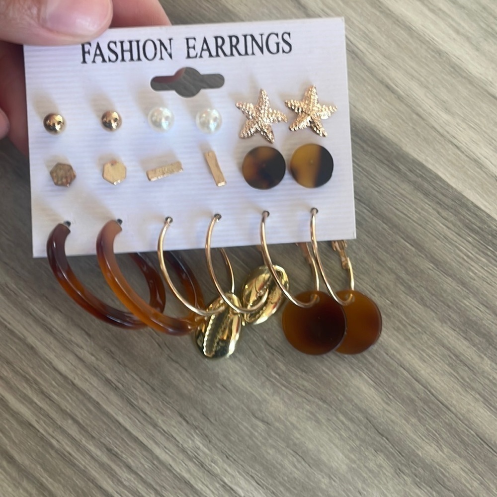 NWT Beach style set of earrings​​​​​​​​​ - Picture 2 of 7
